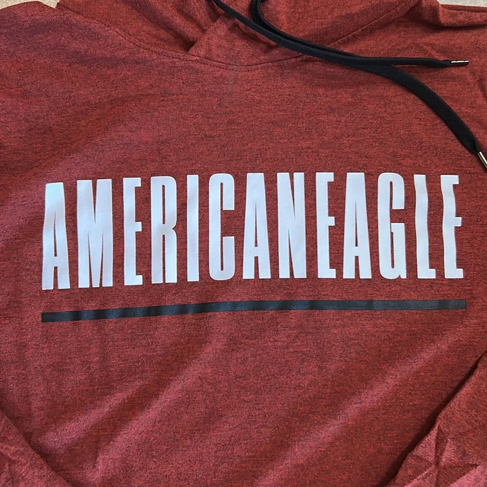 American Eagle Outfitters Men's Burgundy Hoodie - Picture 2 of 7